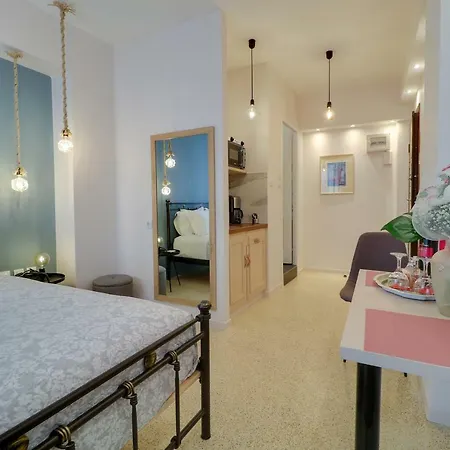 Stylish, Comfy Suite In The Heart Of Athens Exterior photo