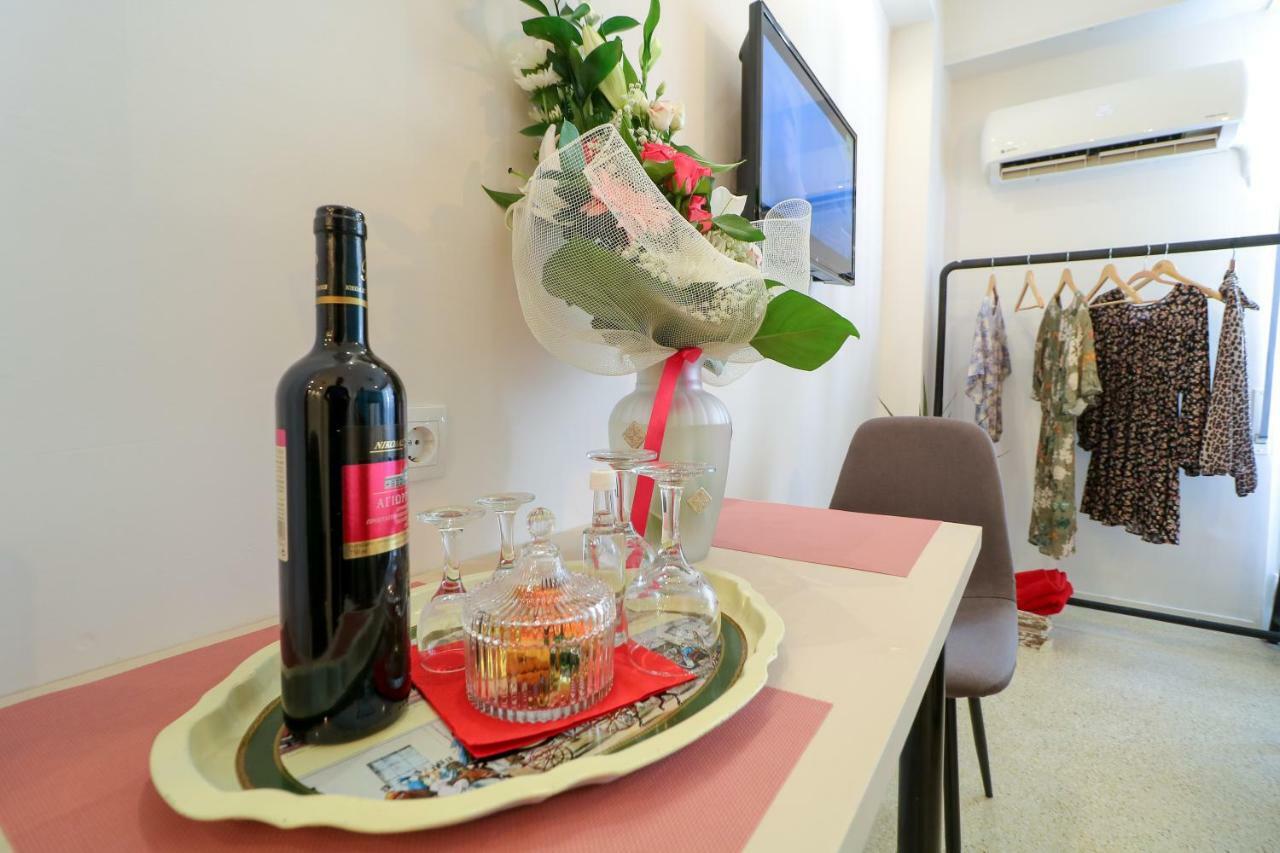 Apartment Stylish, Comfy In The Heart Of