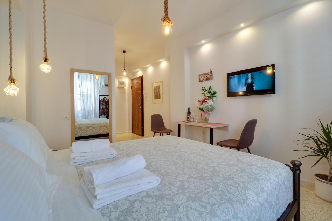 Apartment Stylish, Comfy In The Heart Of Athens