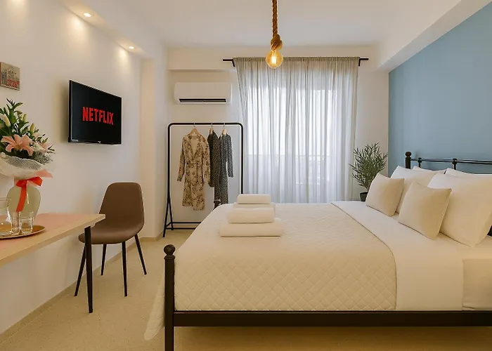 Stylish, Comfy Suite In The Heart Of Athens