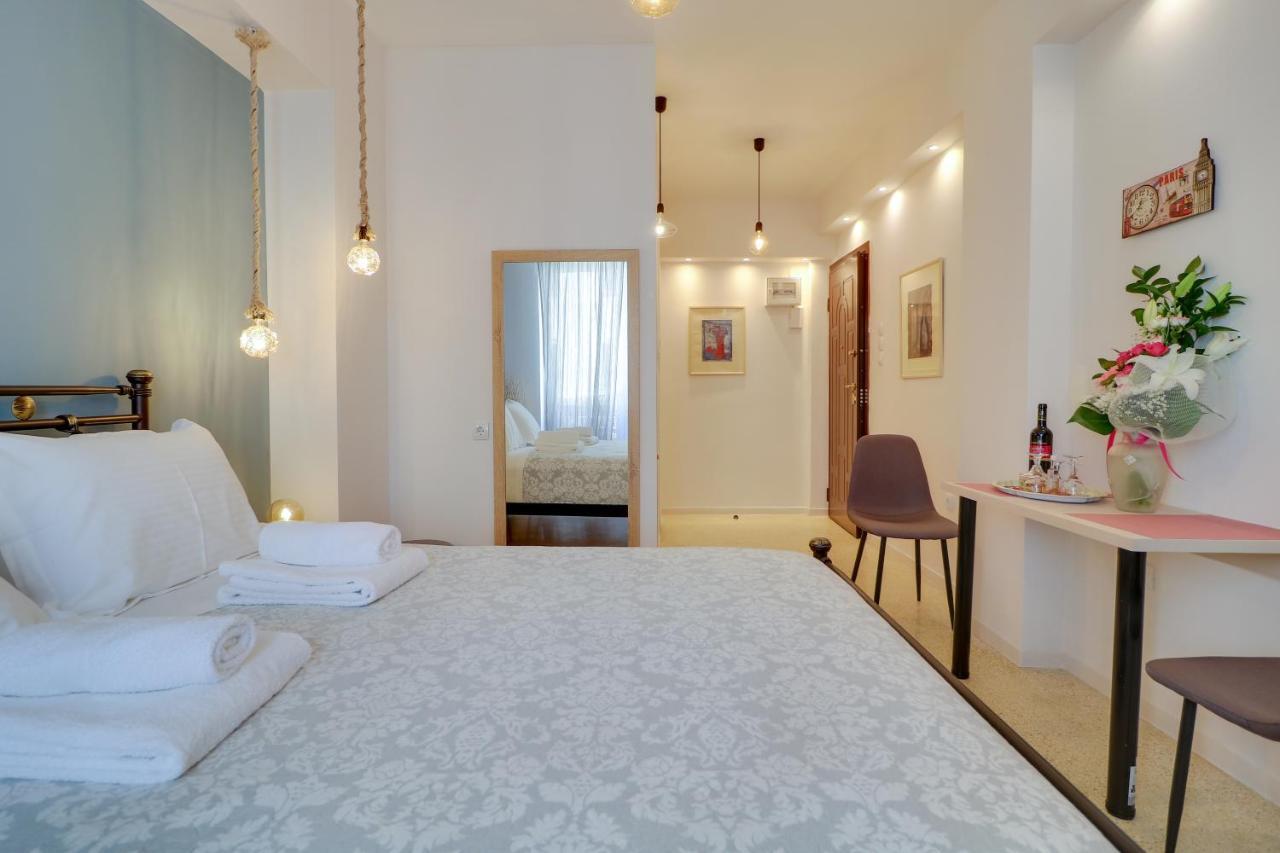 Stylish, Comfy In The Heart Of * Atény